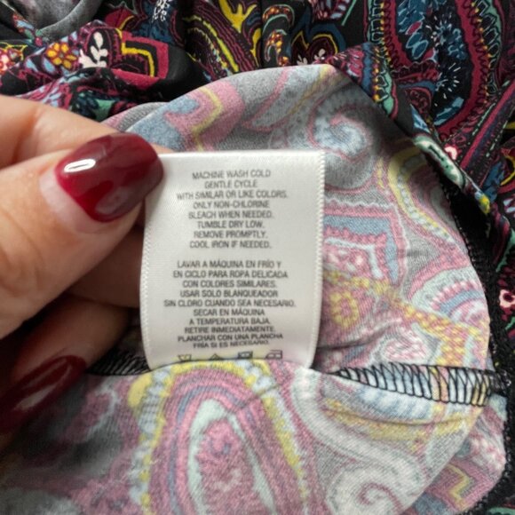 Jaclyn Smith XXL Womens Wrap Blouse Purple Paisley Pattern Whimsigoth - Picture 5 of 10